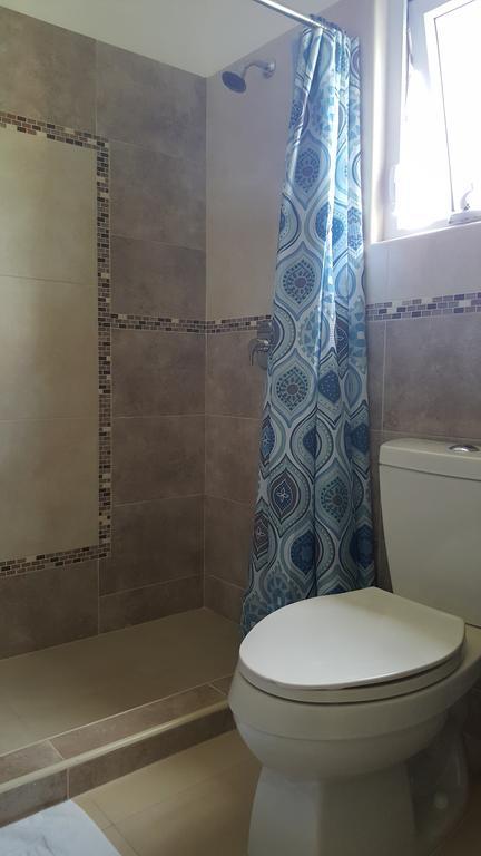 Apt 12, Executive Suites Ja - Palms Enfield المظهر الخارجي الصورة