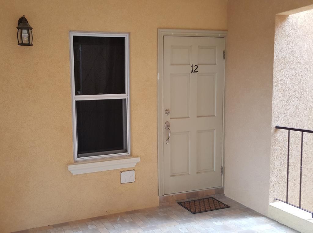 Apt 12, Executive Suites Ja - Palms Enfield المظهر الخارجي الصورة