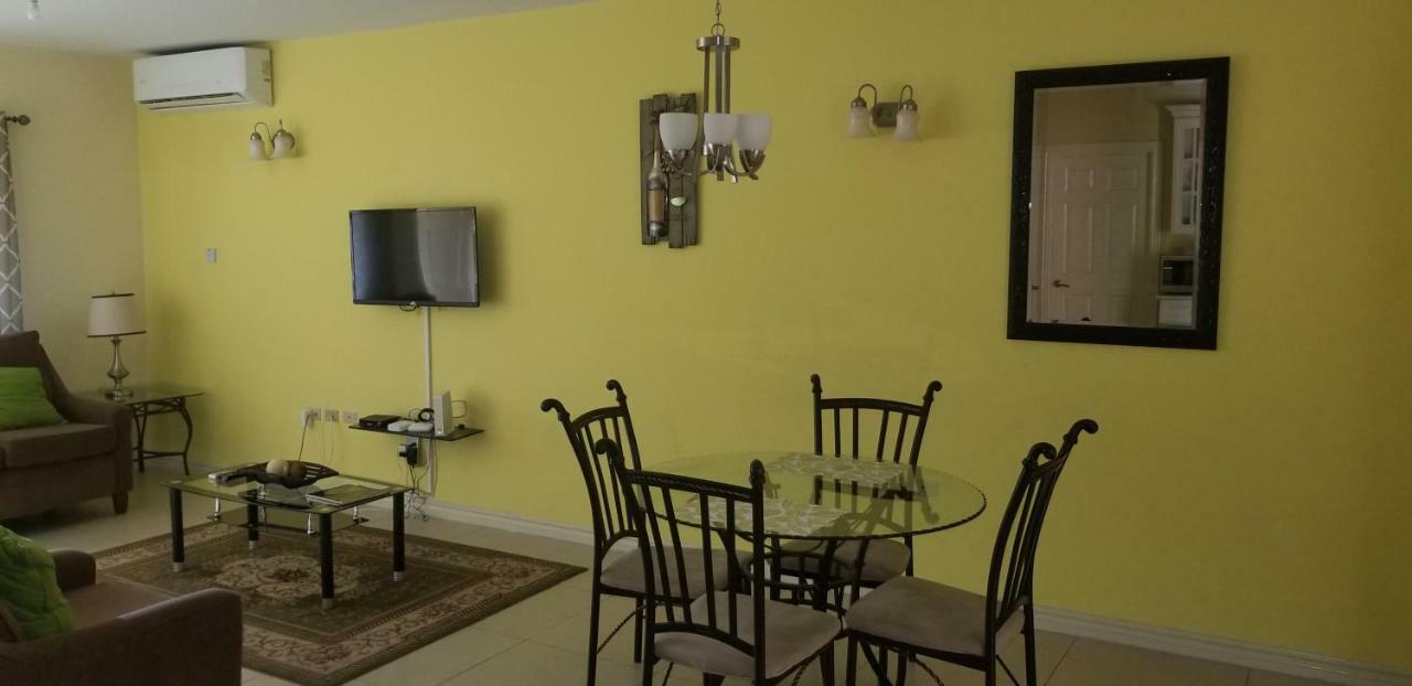 Apt 12, Executive Suites Ja - Palms Enfield المظهر الخارجي الصورة